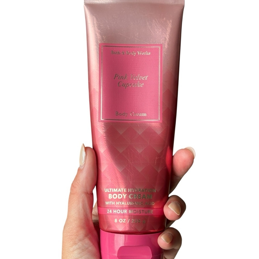 Bath & Body Works Pink Velvet Cupcake Body Cream 8 oz